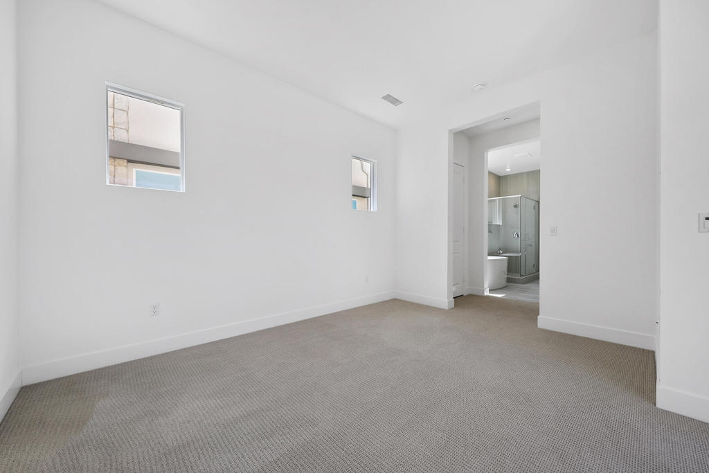 2664 Lavender Lane Property Photo 7