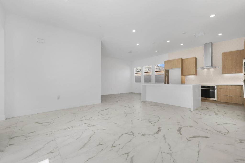 2671 Lavender Lane Property Photo 6