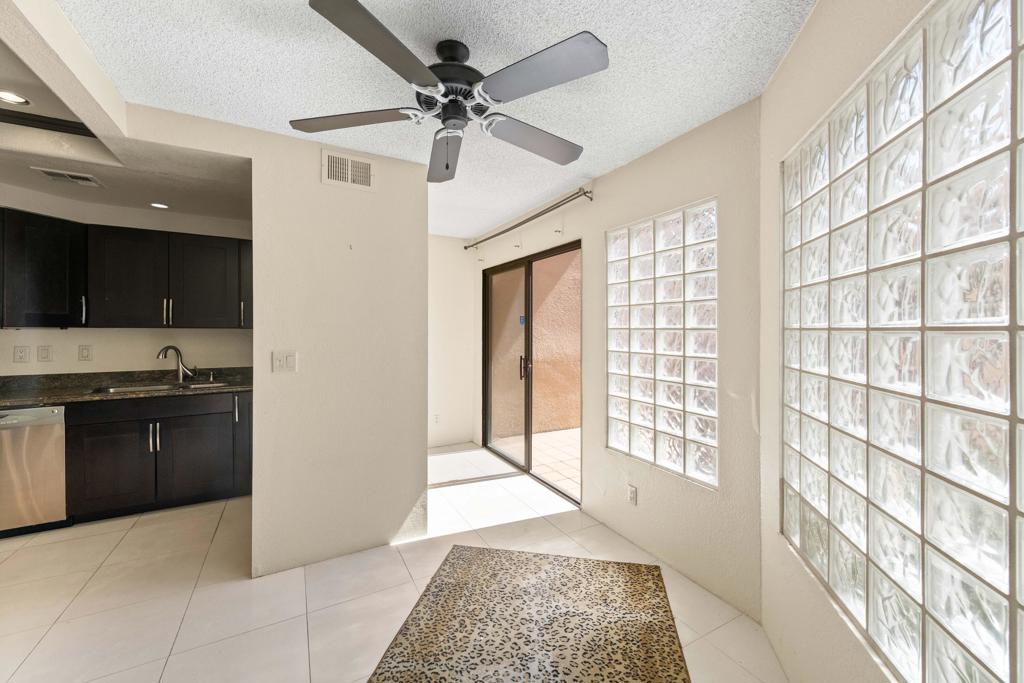 969 Village Square N Property Photo 21