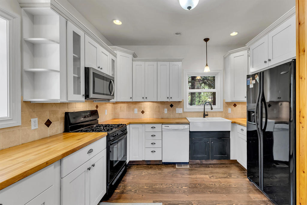 53590 Marian View Drive Property Photo 12