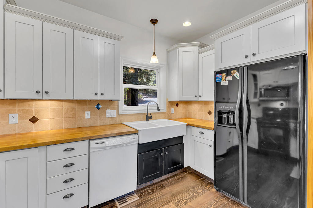 53590 Marian View Drive Property Photo 15