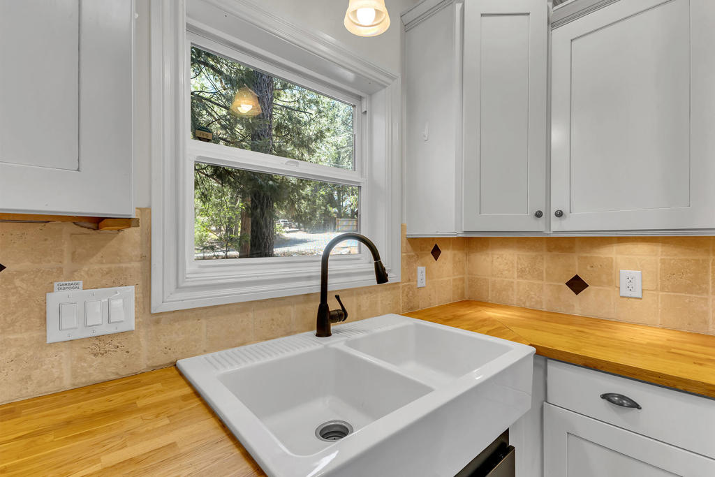 53590 Marian View Drive Property Photo 18