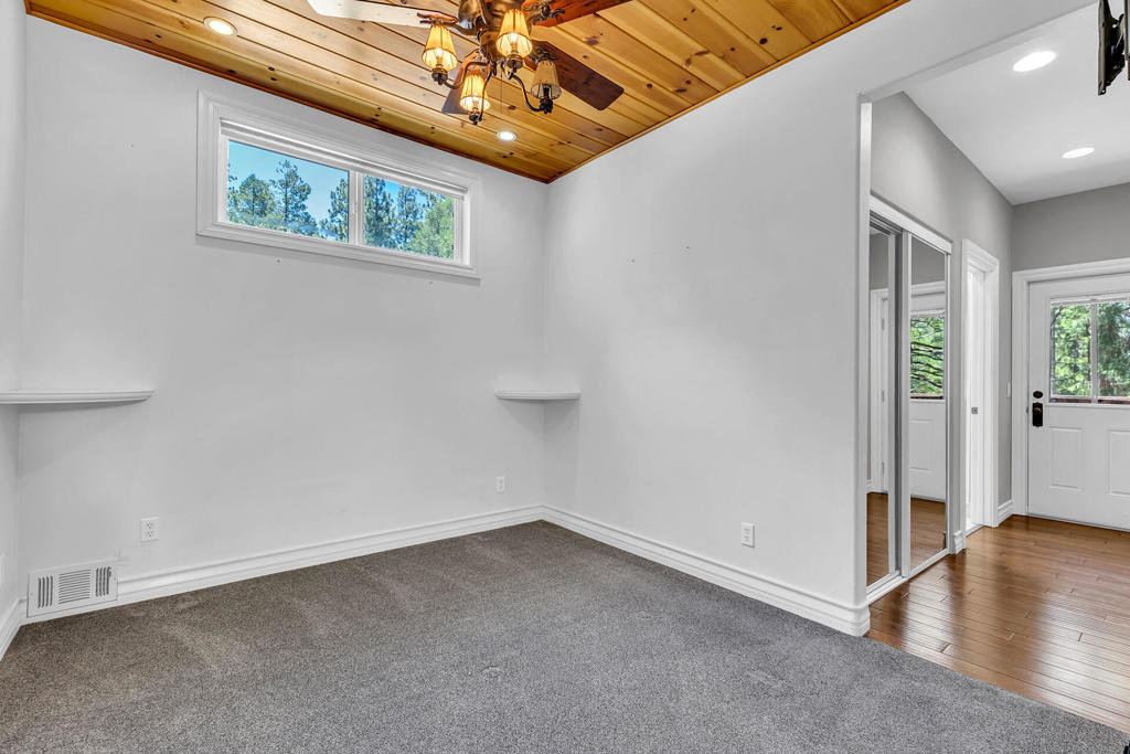 53590 Marian View Drive Property Photo 34