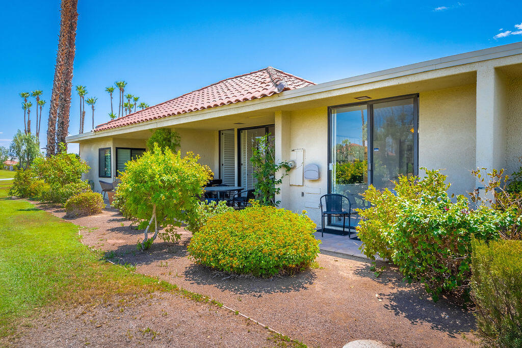 689 N Majorca Circle Property Photo 21