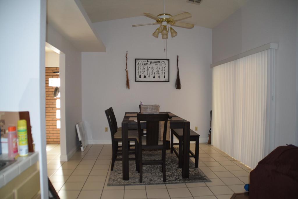 27160 Shadowcrest Lane Property Photo 3