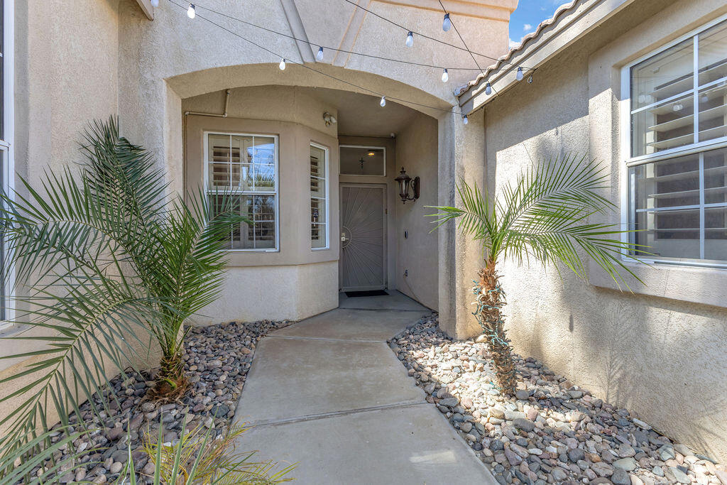 245 Strada Fortuna Property Photo 3