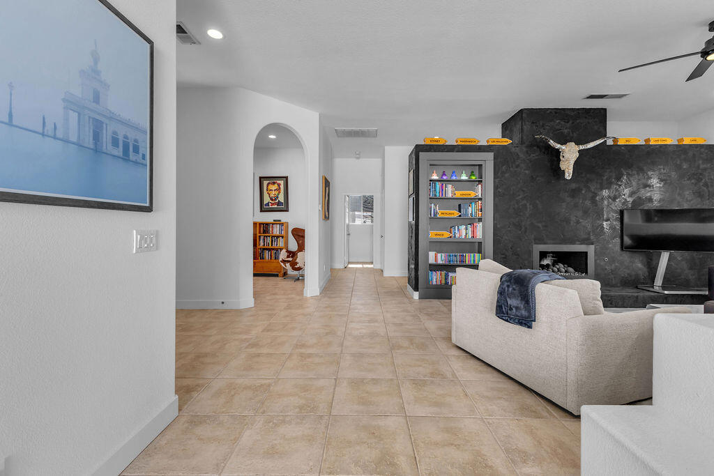 245 Strada Fortuna Property Photo 21