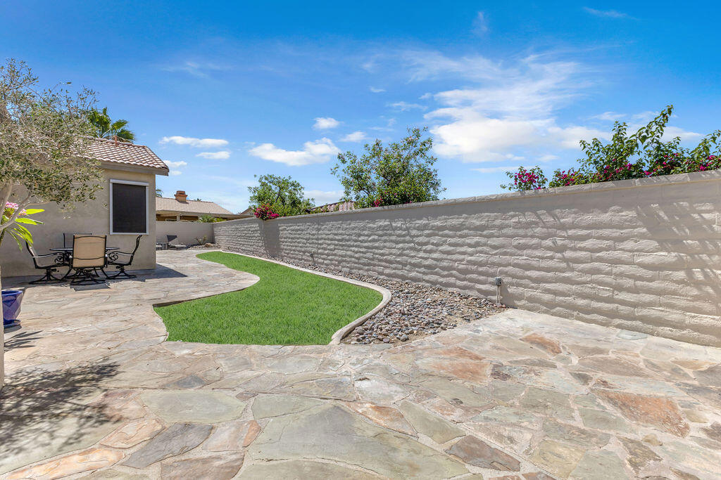 245 Strada Fortuna Property Photo 39