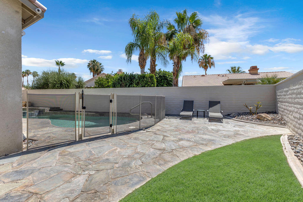 245 Strada Fortuna Property Photo 41