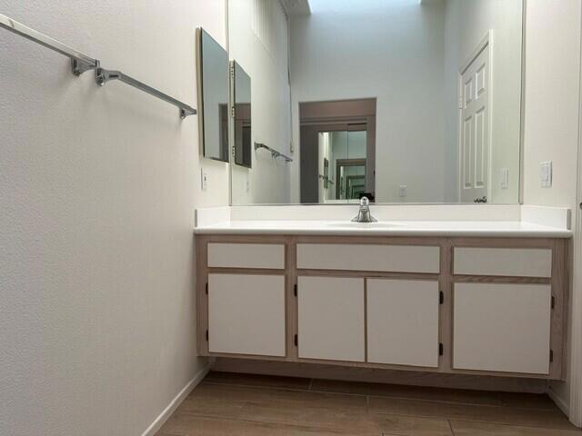 37624 Breeze Way Property Photo 13