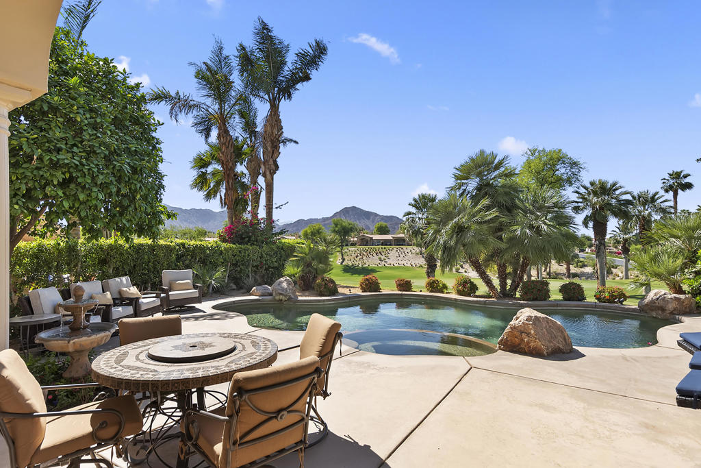 48245 Vista Calico Property Photo 42
