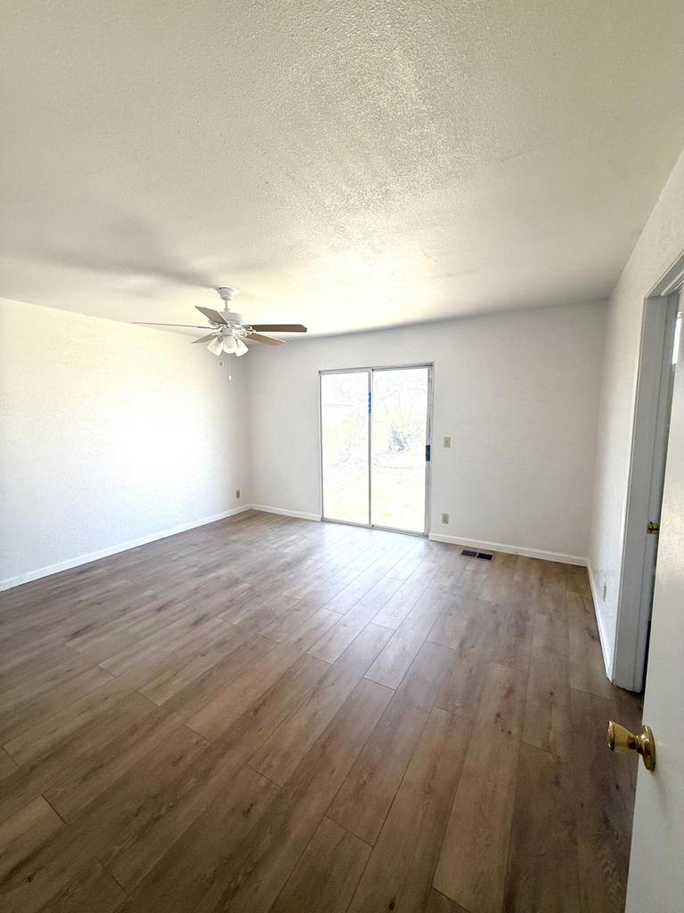 1506 Arctic Avenue Property Photo 6