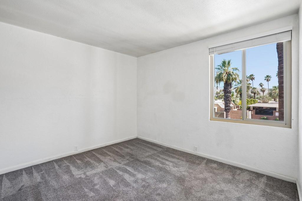 400 N Sunrise Way 228 Property Photo 17