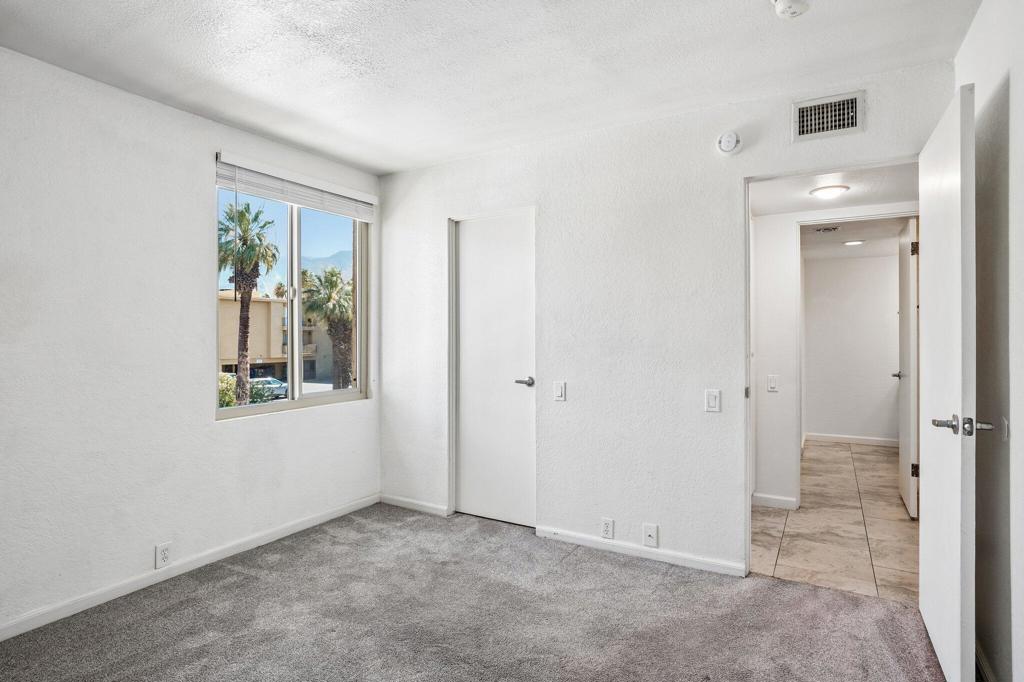 400 N Sunrise Way 228 Property Photo 18