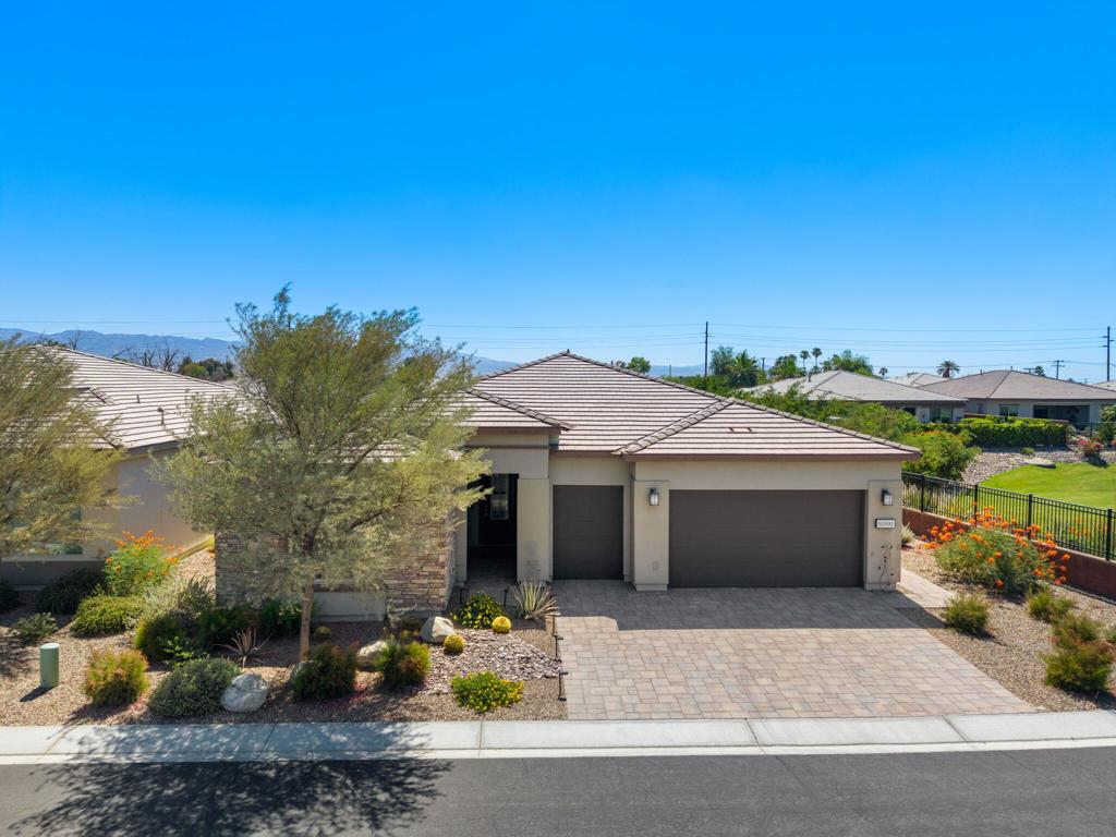 50590 Monterey Canyon Drive Property Photo 3