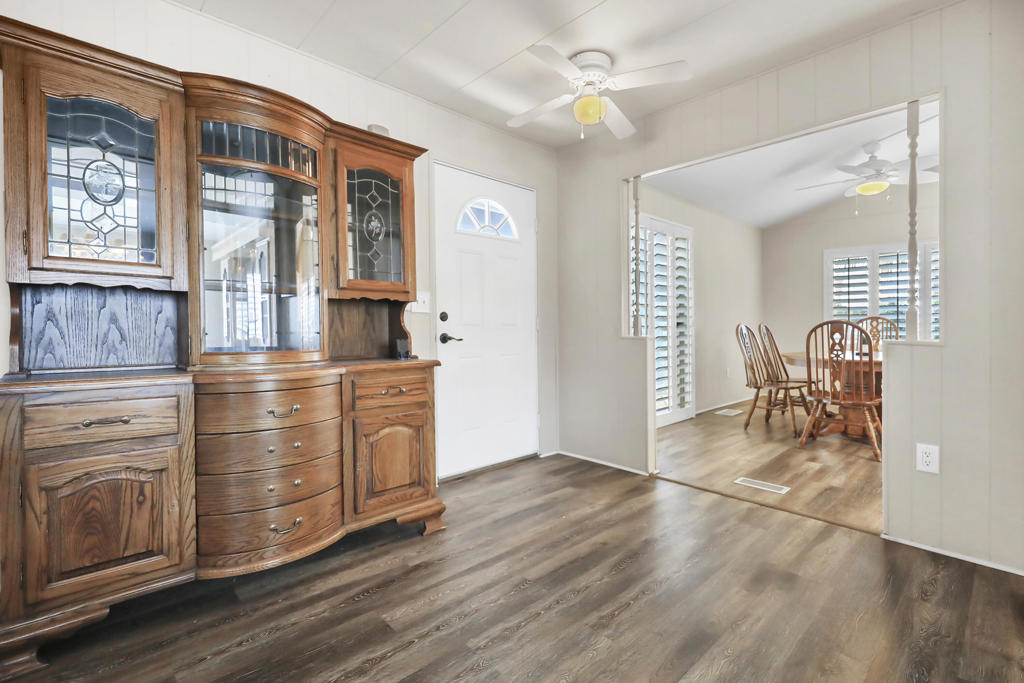 74647 Azurite Circle E Property Photo 4