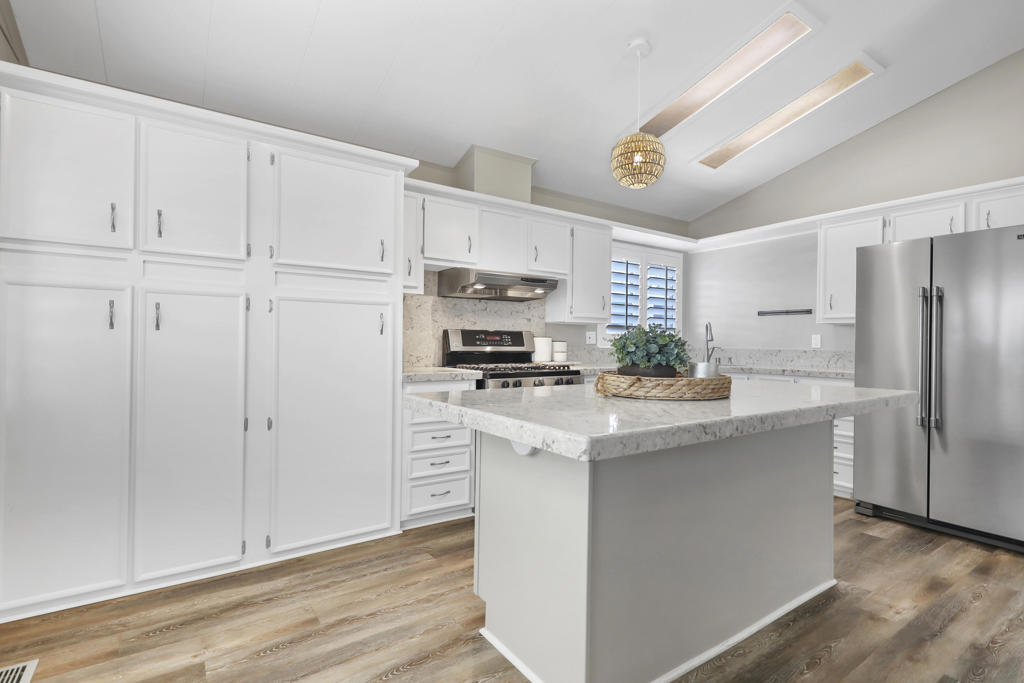 74647 Azurite Circle E Property Photo 12