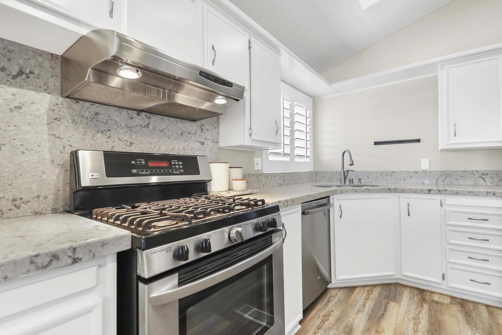 74647 Azurite Circle E Property Photo 13