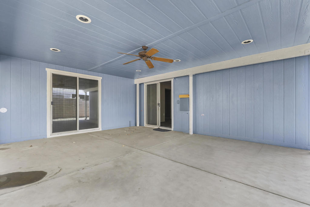 74647 Azurite Circle E Property Photo 29