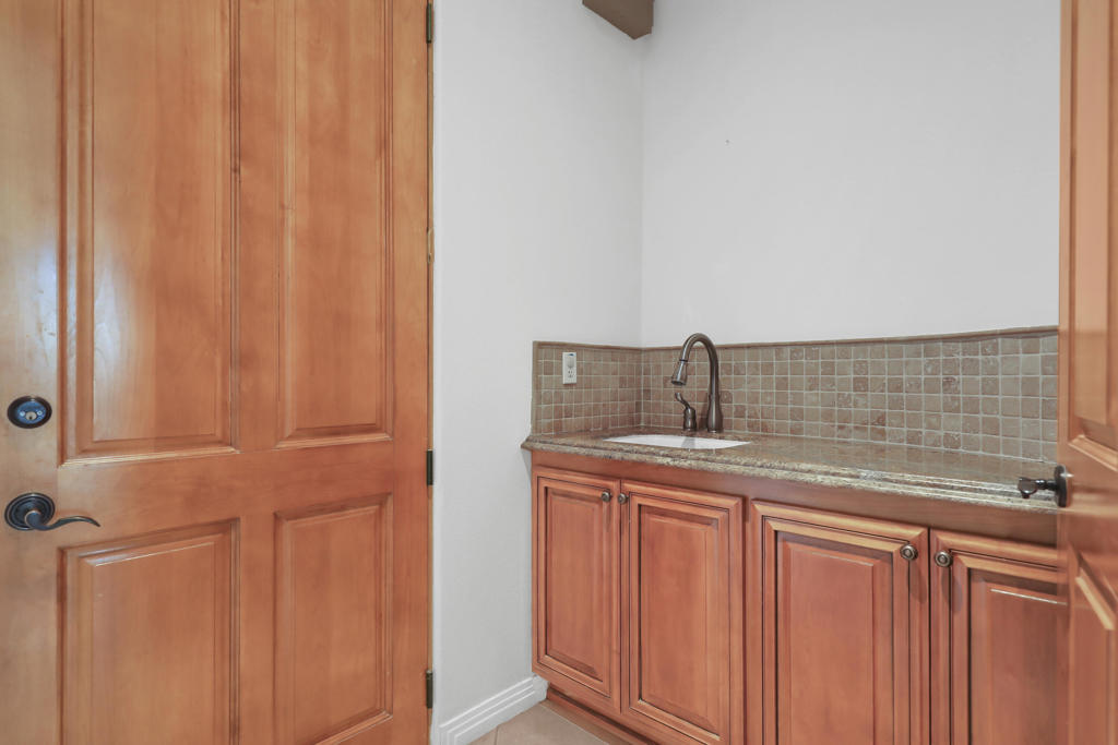 2990 N Biskra Road Property Photo 20