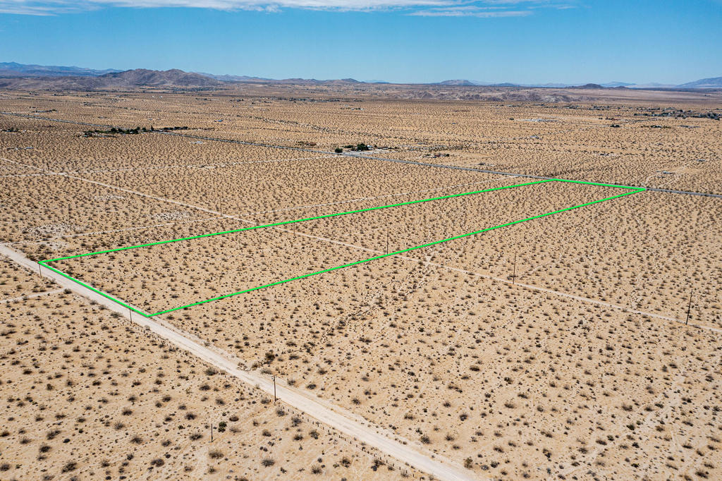 108 Twentynine Palms Highway Property Photo 18