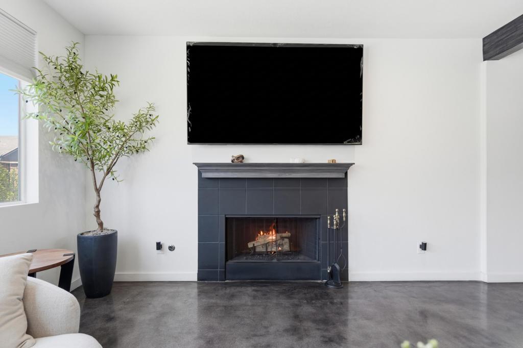 80051 Durwent Drive Property Photo 28