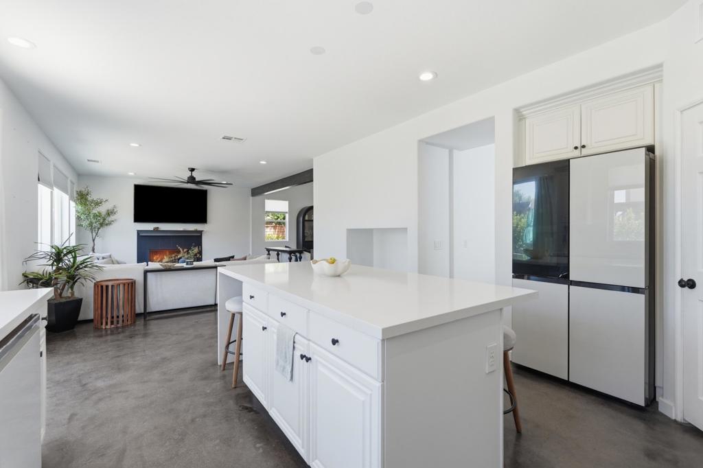 80051 Durwent Drive Property Photo 33