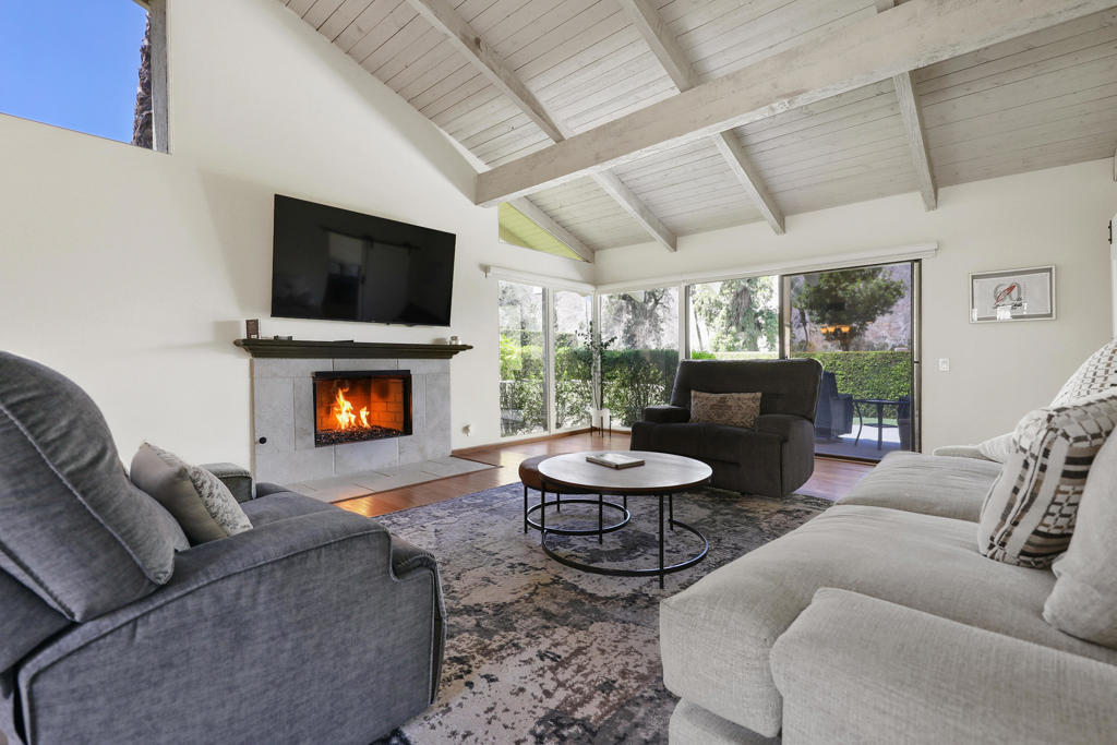 46516 Arapahoe Drive Property Photo 11