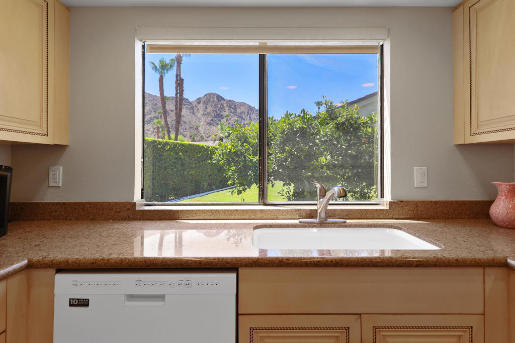 46516 Arapahoe Drive Property Photo 17