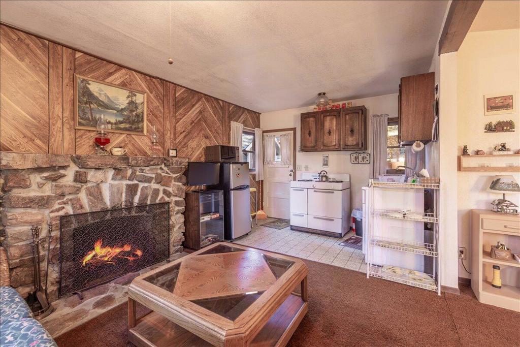 520 W Aeroplane Boulevard Property Photo 6