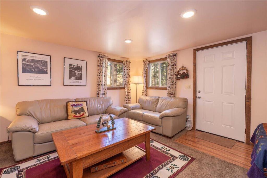 520 W Aeroplane Boulevard Property Photo 17