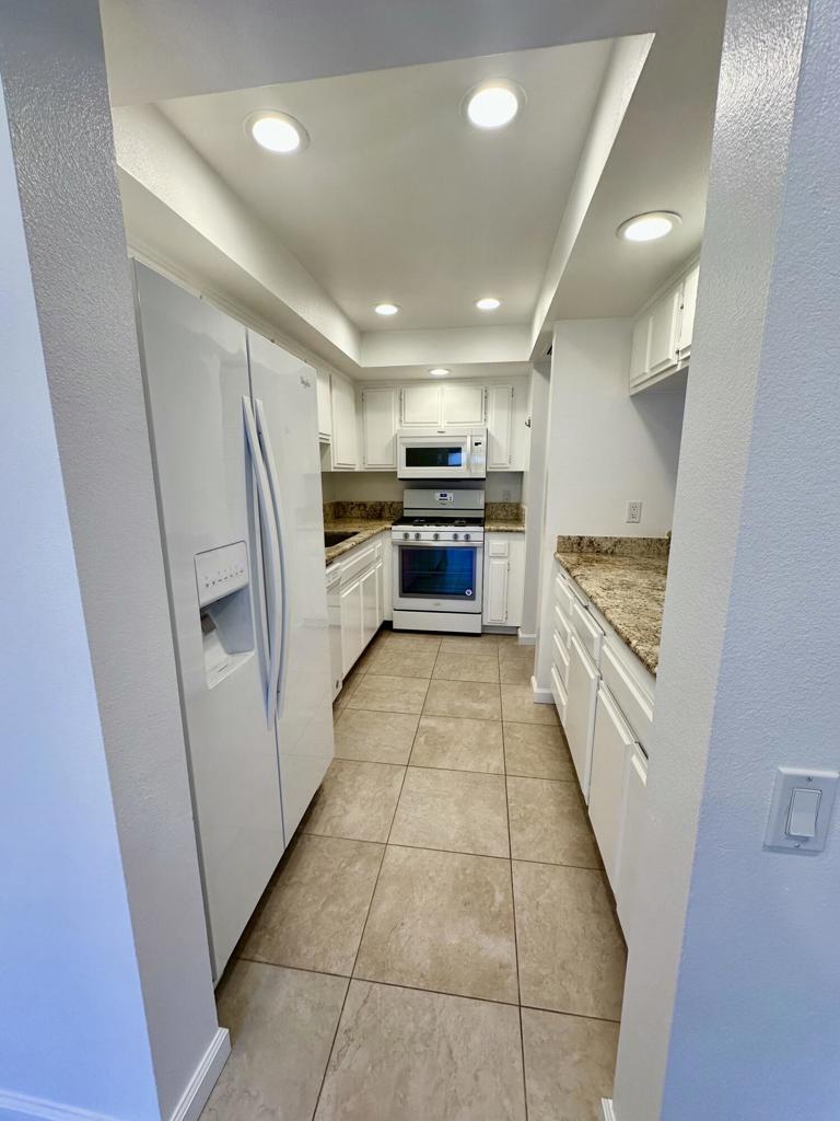 1150 E Palm Canyon Drive 60 Property Photo 2