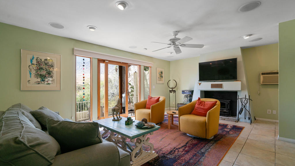 15856 Creosote Trail Property Photo 4