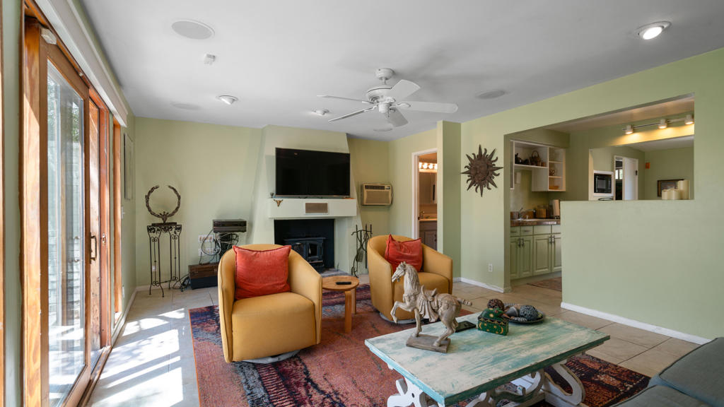 15856 Creosote Trail Property Photo 5
