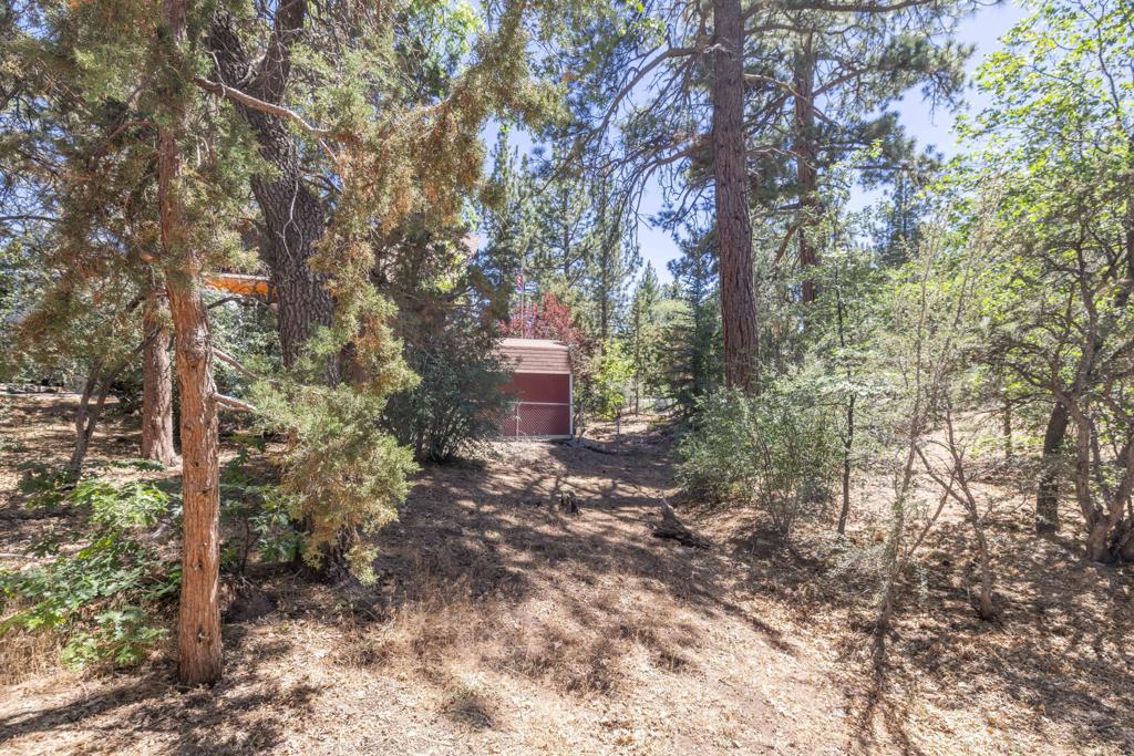 810 Vista Avenue Property Photo 3