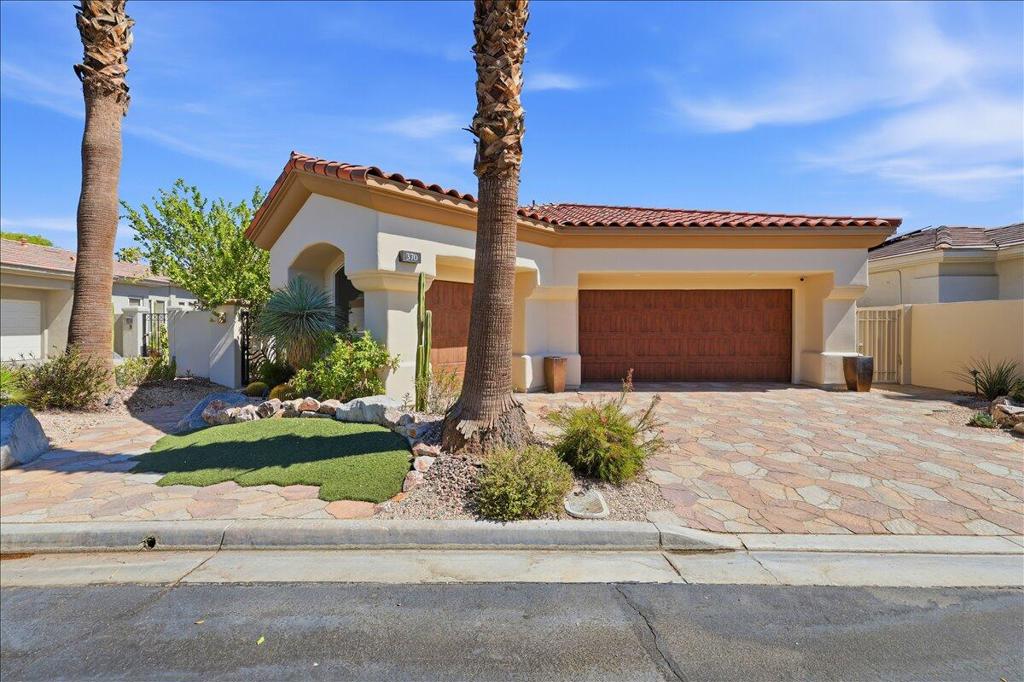 370 Gold Canyon Drive Property Photo 1
