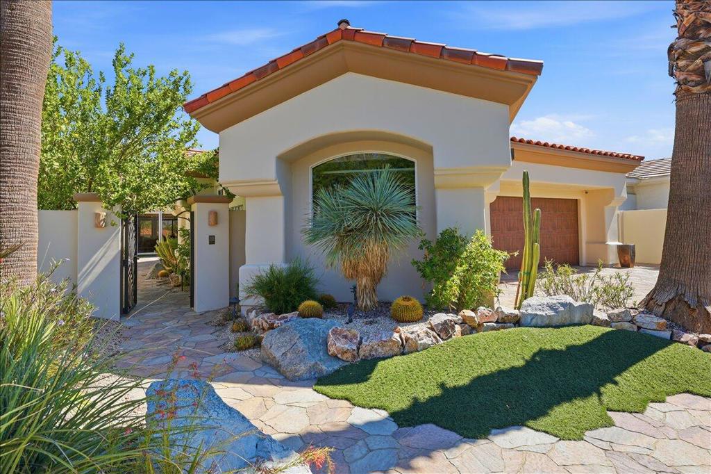 370 Gold Canyon Drive Property Photo 2