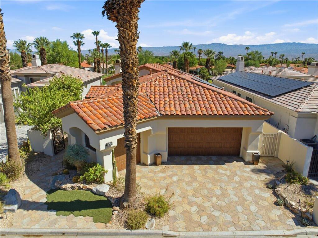 370 Gold Canyon Drive Property Photo 4