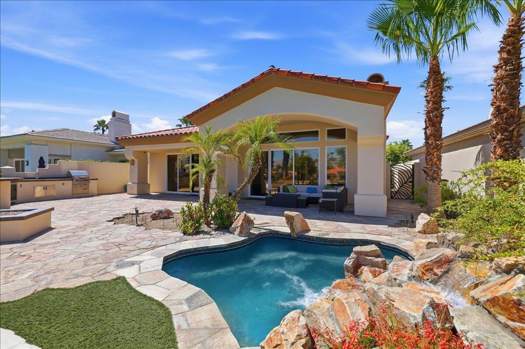 370 Gold Canyon Drive Property Photo 7