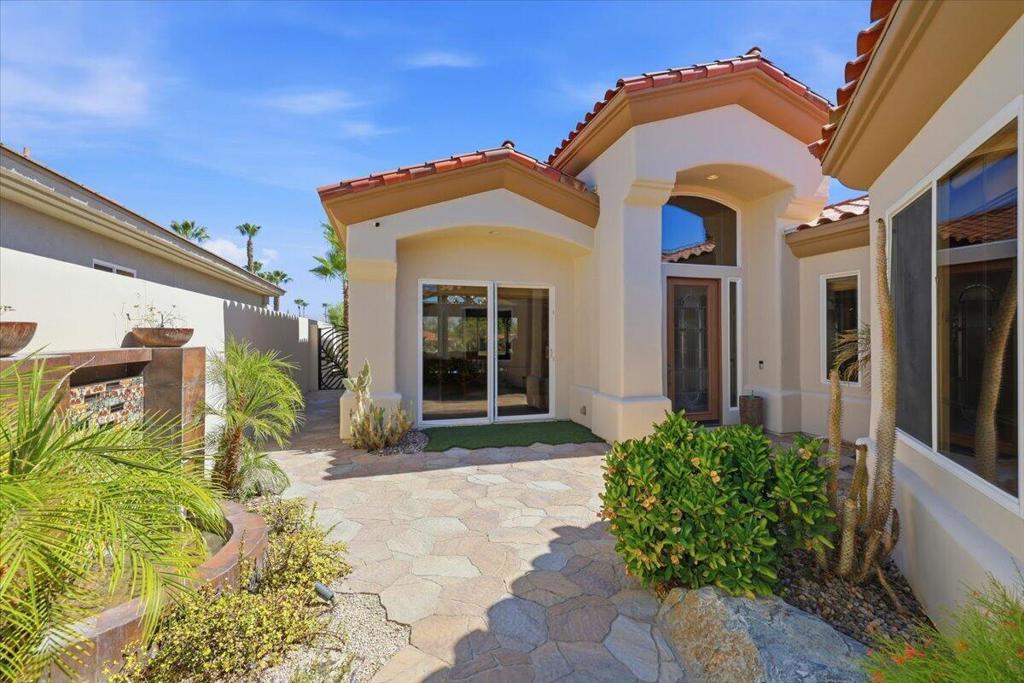 370 Gold Canyon Drive Property Photo 17