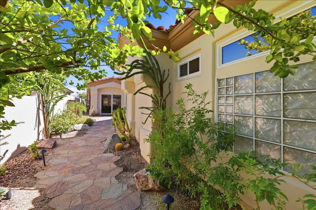 370 Gold Canyon Drive Property Photo 19