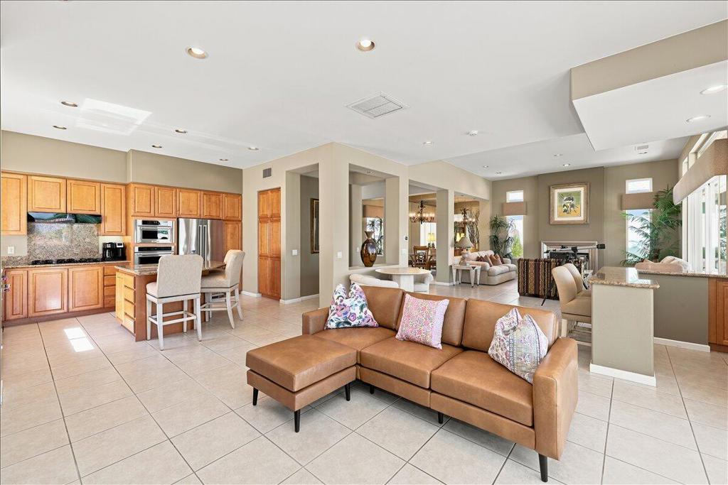 370 Gold Canyon Drive Property Photo 36