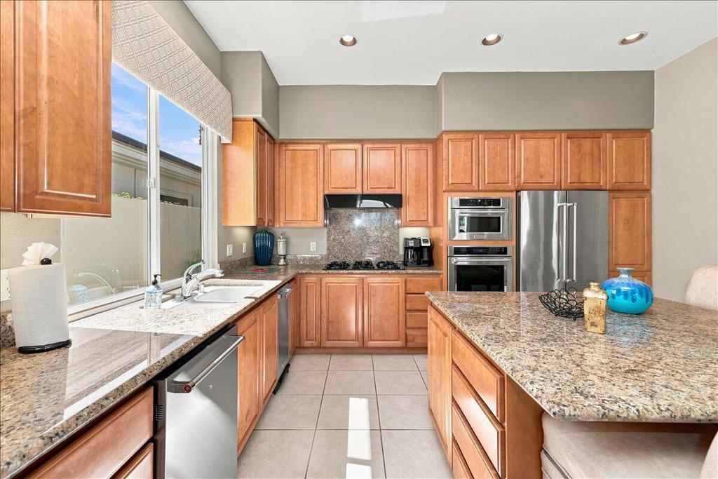 370 Gold Canyon Drive Property Photo 40