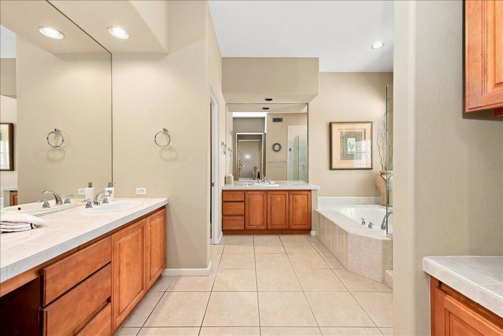 370 Gold Canyon Drive Property Photo 52
