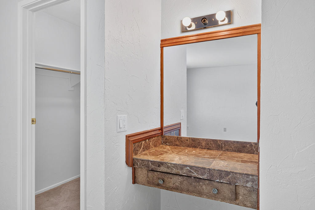 72603 Edgehill Drive 2 Property Photo 11