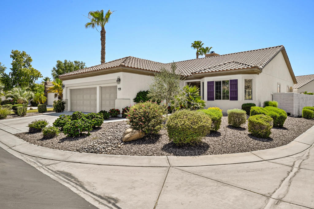 40407 Corte Santa Susana Property Photo 1