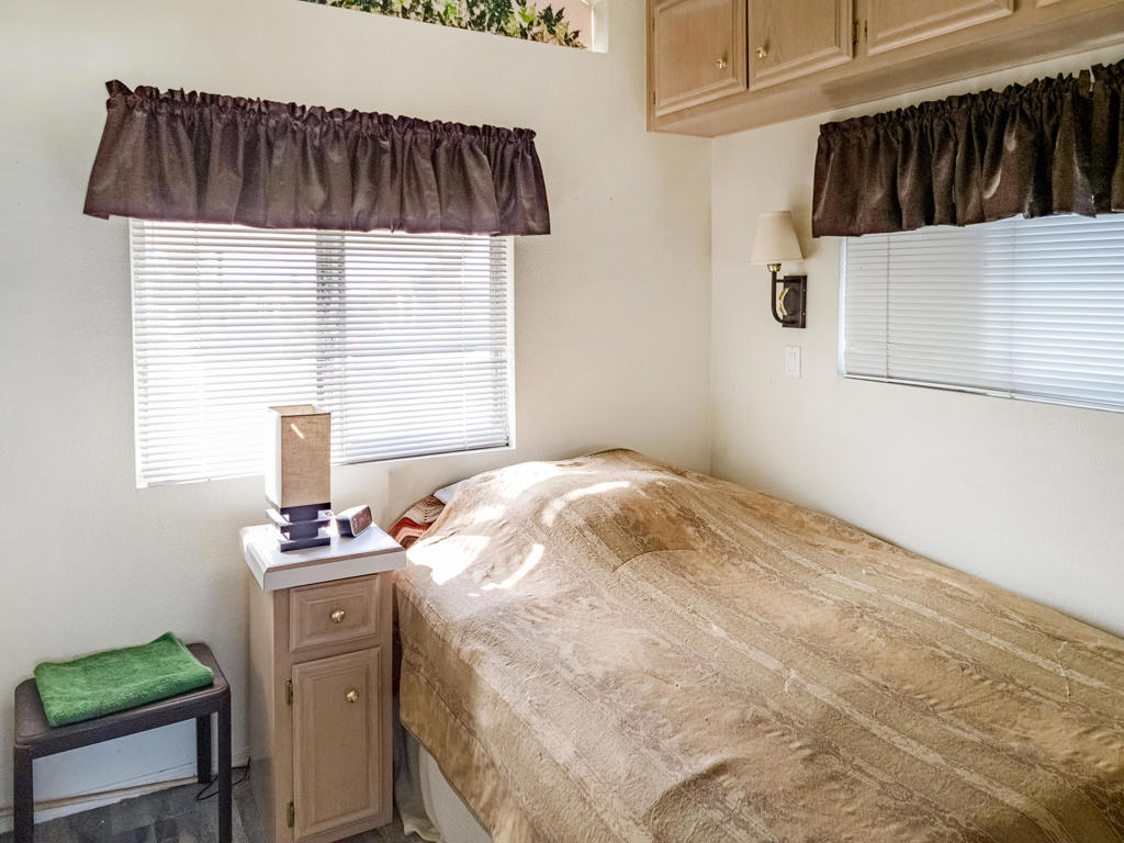 70200 Dillon Road 213 Property Photo 13
