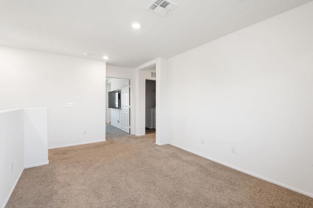 67390 Rio Naches Road Property Photo 21