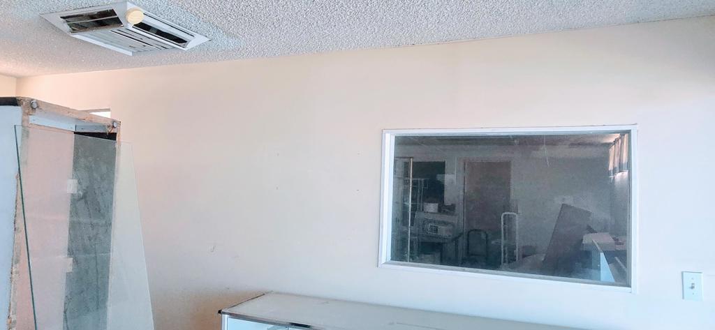 2096 Center Street Property Photo 4