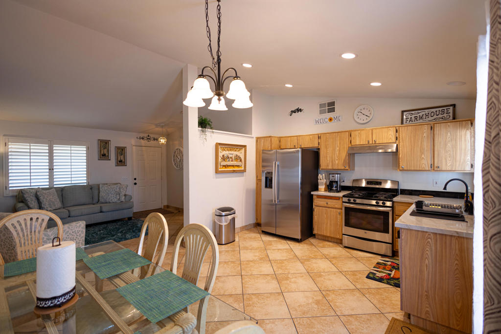 47800 Madison Street 37 Property Photo 6